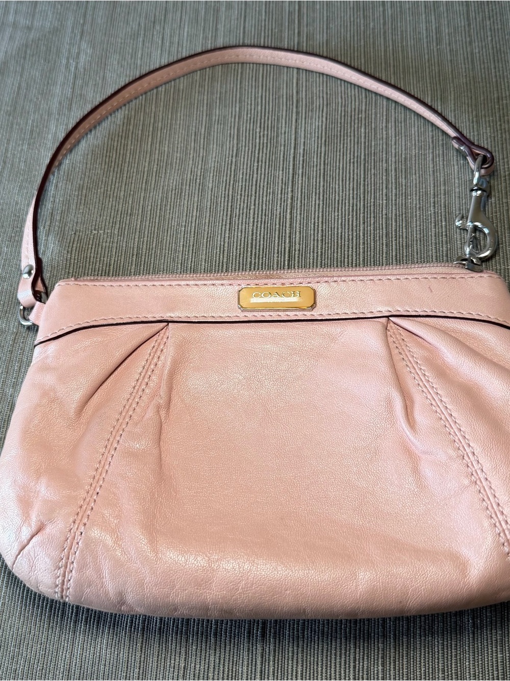 Coach Blush Pink Leather Wristlet Clutch with Gold Plaque - Picture 2 of 4